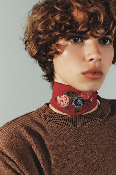 FOULARD RAS DU COU BRODERIES FLEURS - Rouge de Zara - Image 1