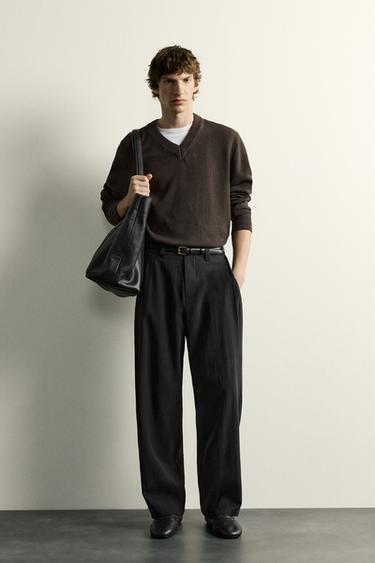 PANTALÓN FLUIDO PLIEGUES LATERALES - Negro de Zara