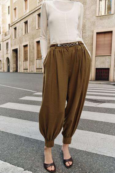 PANTALON BOUFFANT AVEC CEINTURE À CHAÎNE - Vert olive de Zara - Image 1
