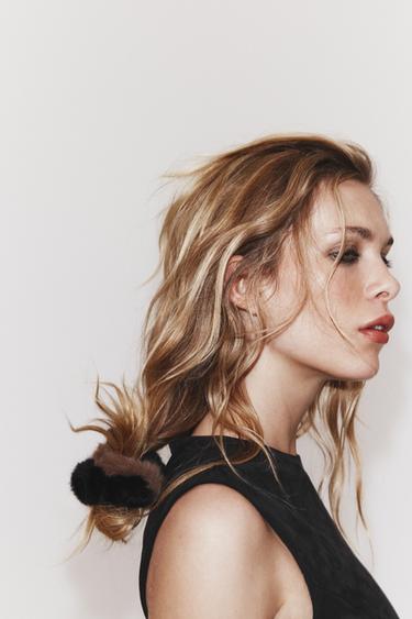 PACK GOMAS EFECTO PELO - Negro de Zara - Imagen 0