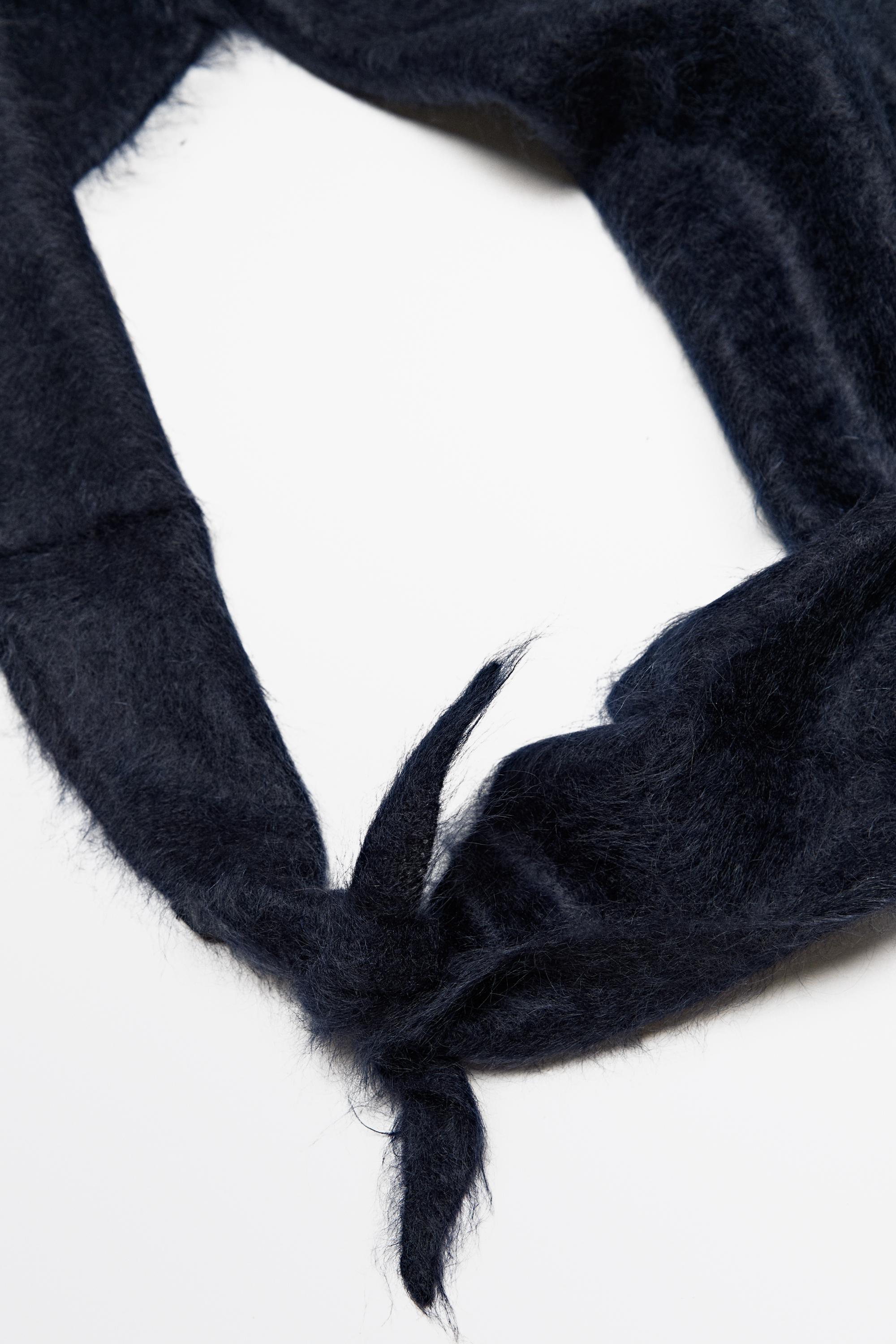 100% cashmere knit bandana