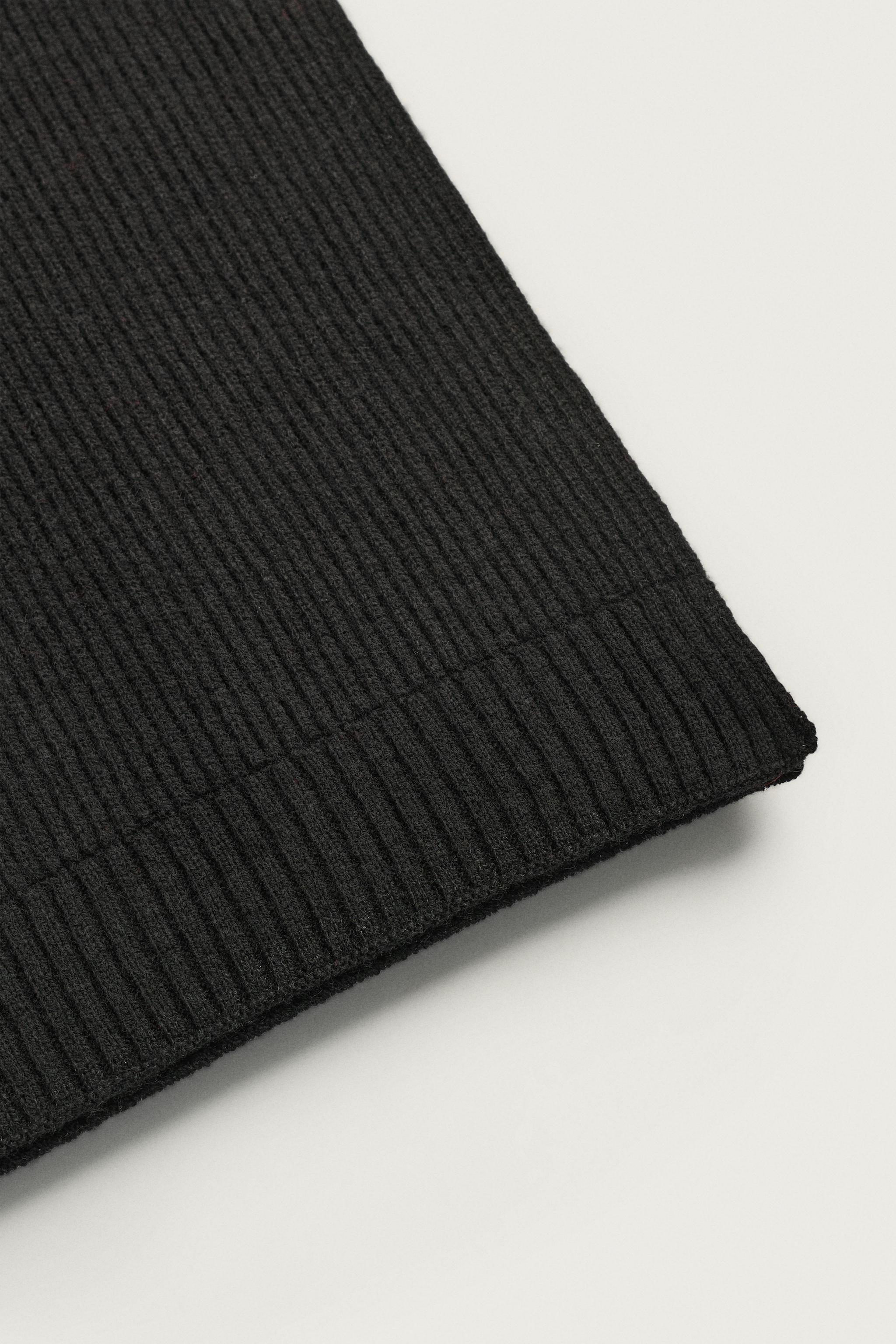 100% WOOL KNIT SCARF