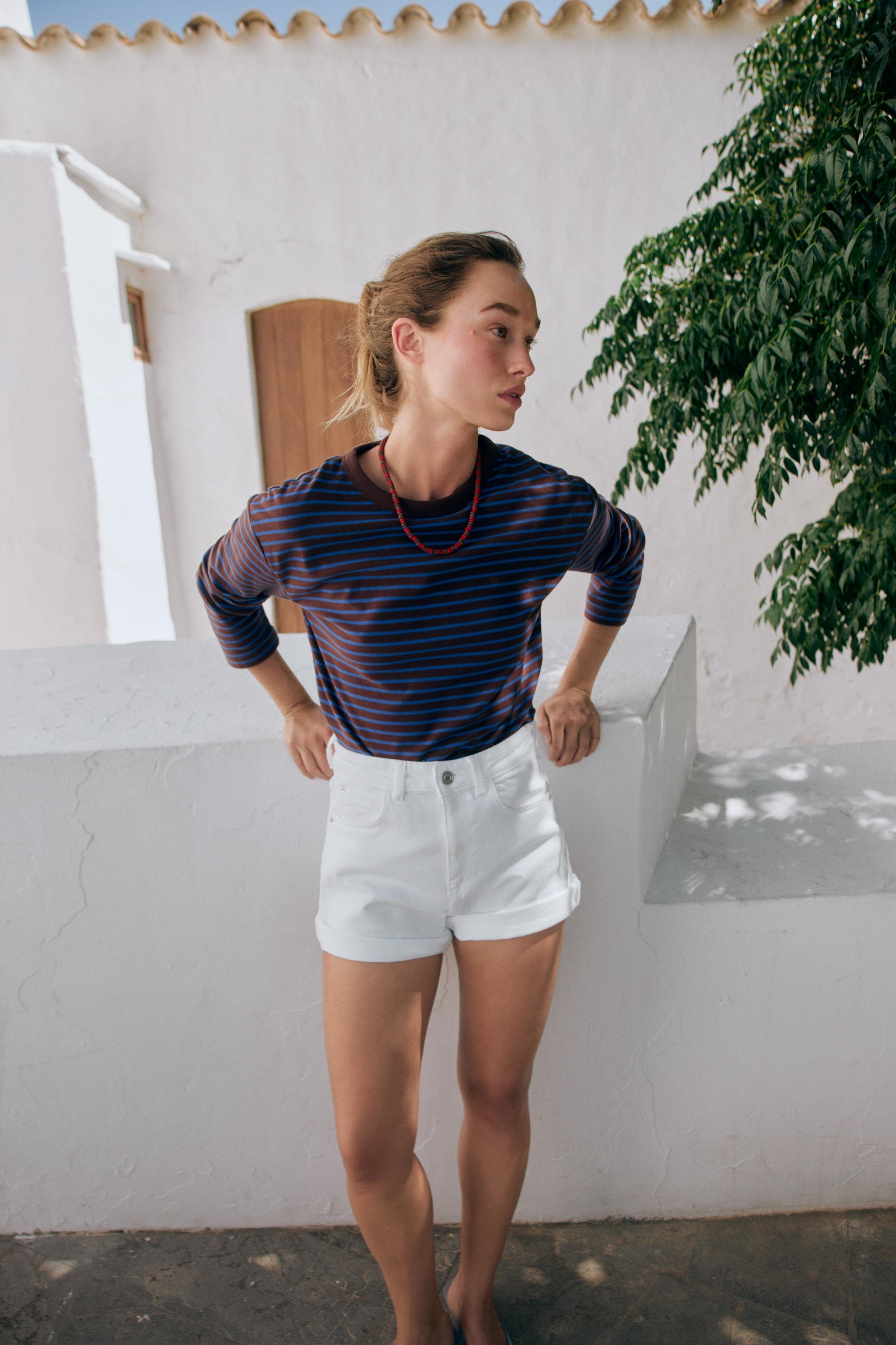 STRIPED LONG SLEEVE T-SHIRT