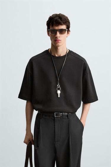 TECHNICAL INTERLOCK SWEATSHIRT - Black by Zara