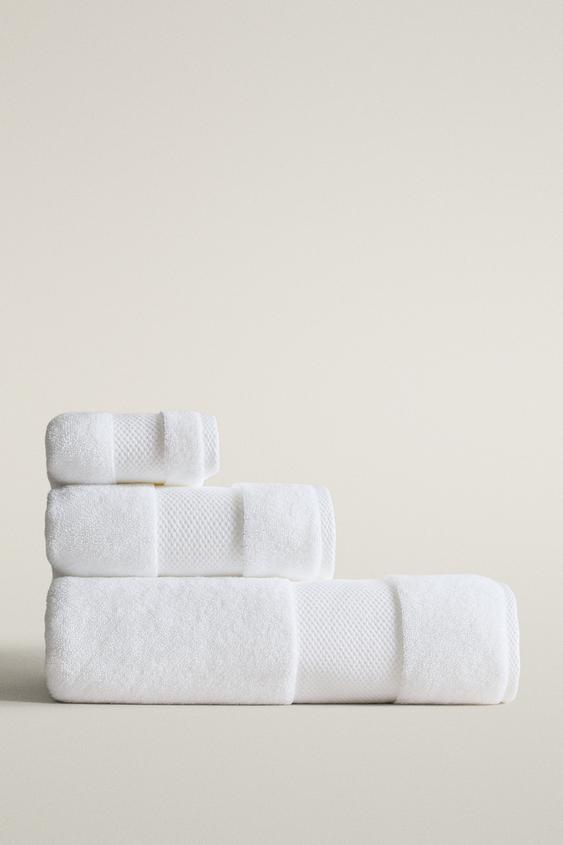 TOALHA DE BANHO EXTRA SUAVE (800 GXM²) - Branco da Zara - Imagem 0