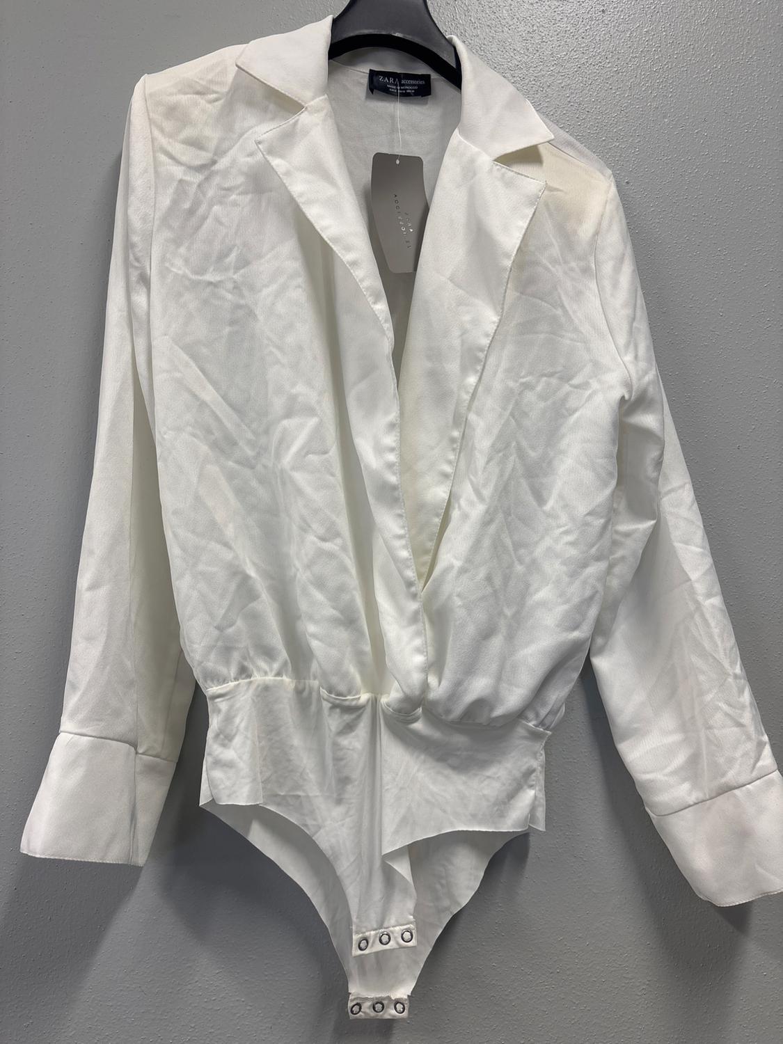 BODYSUIT WITH SHOULDER PADS