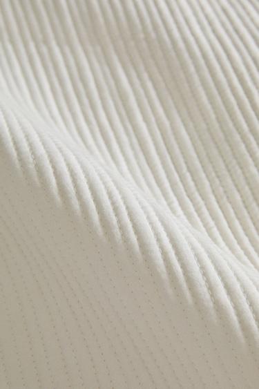 PLAIN QUILT - Oyster-white de Zara - Image 3