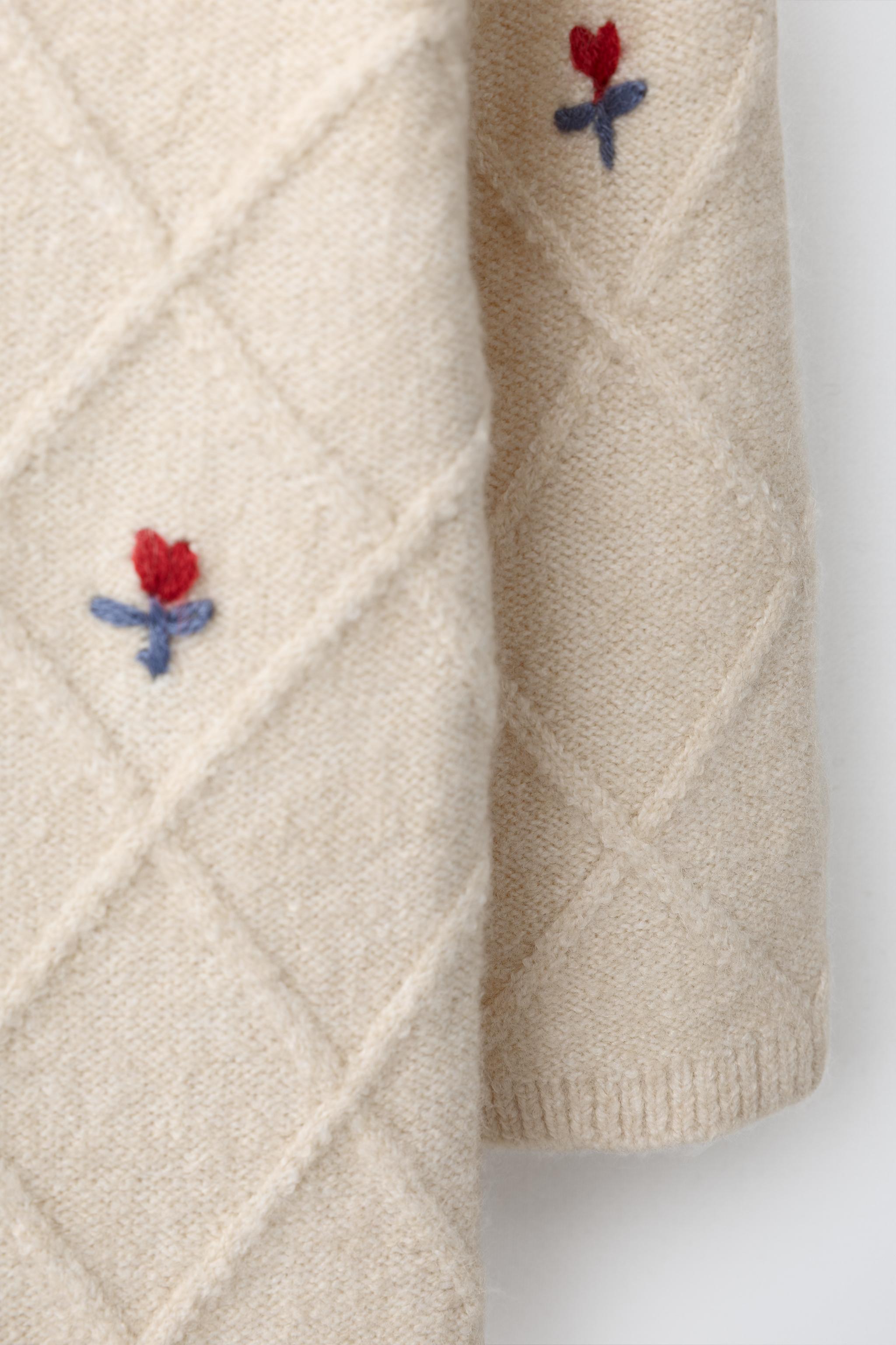 LONG KNIT JUMPSUIT WITH EMBROIDERED FLOWERS