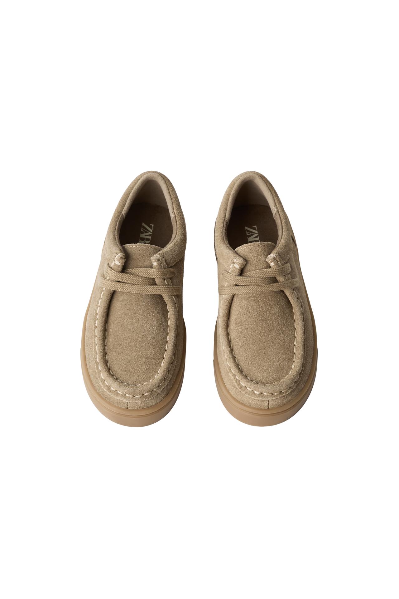 LEATHER BOAT SHOES — Mink Gray