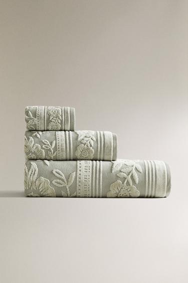 VELOURS JACQUARD BADHANDDOEK - Zeegroen van Zara