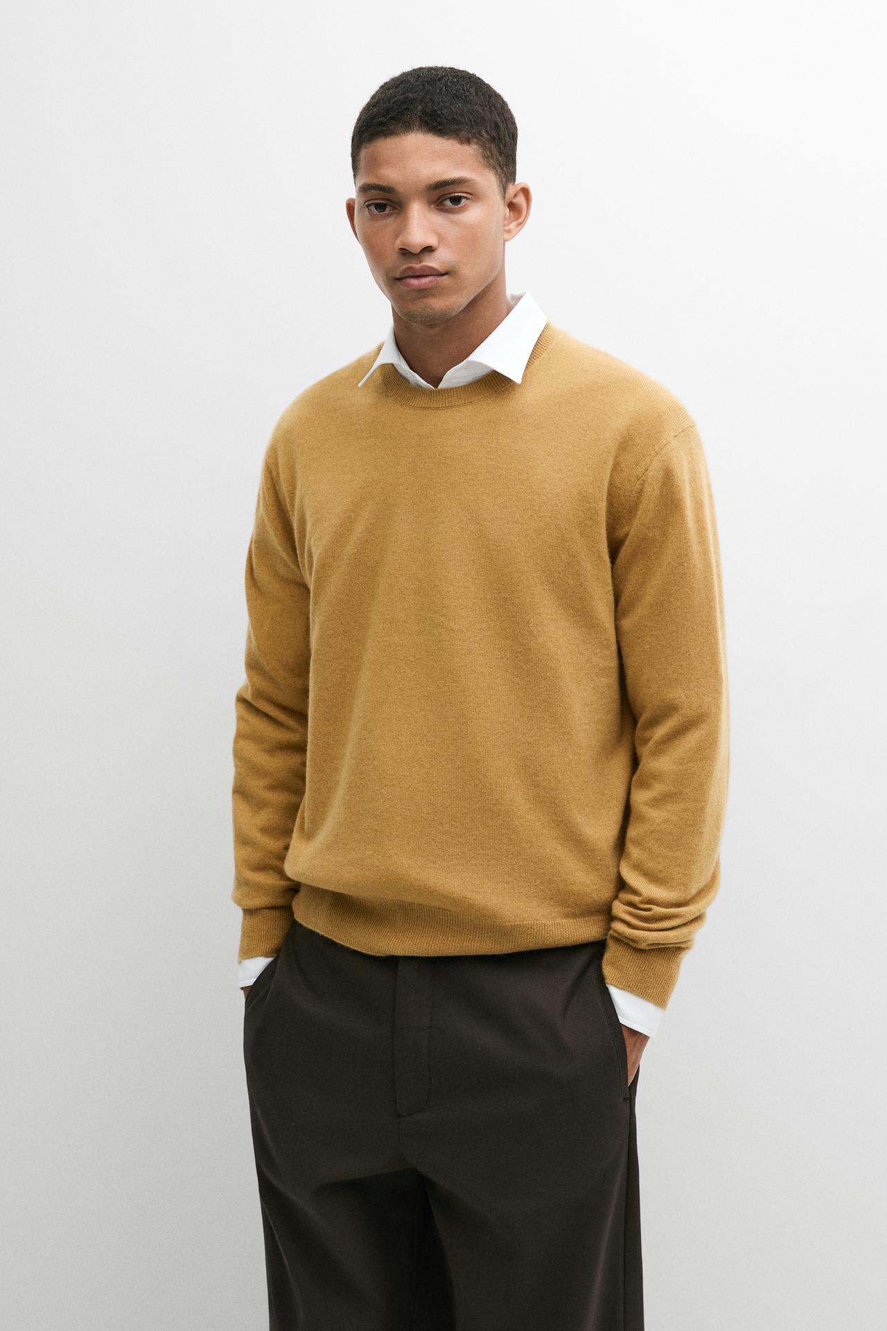 Knit 100% cashmere round neck sweater — Mustard