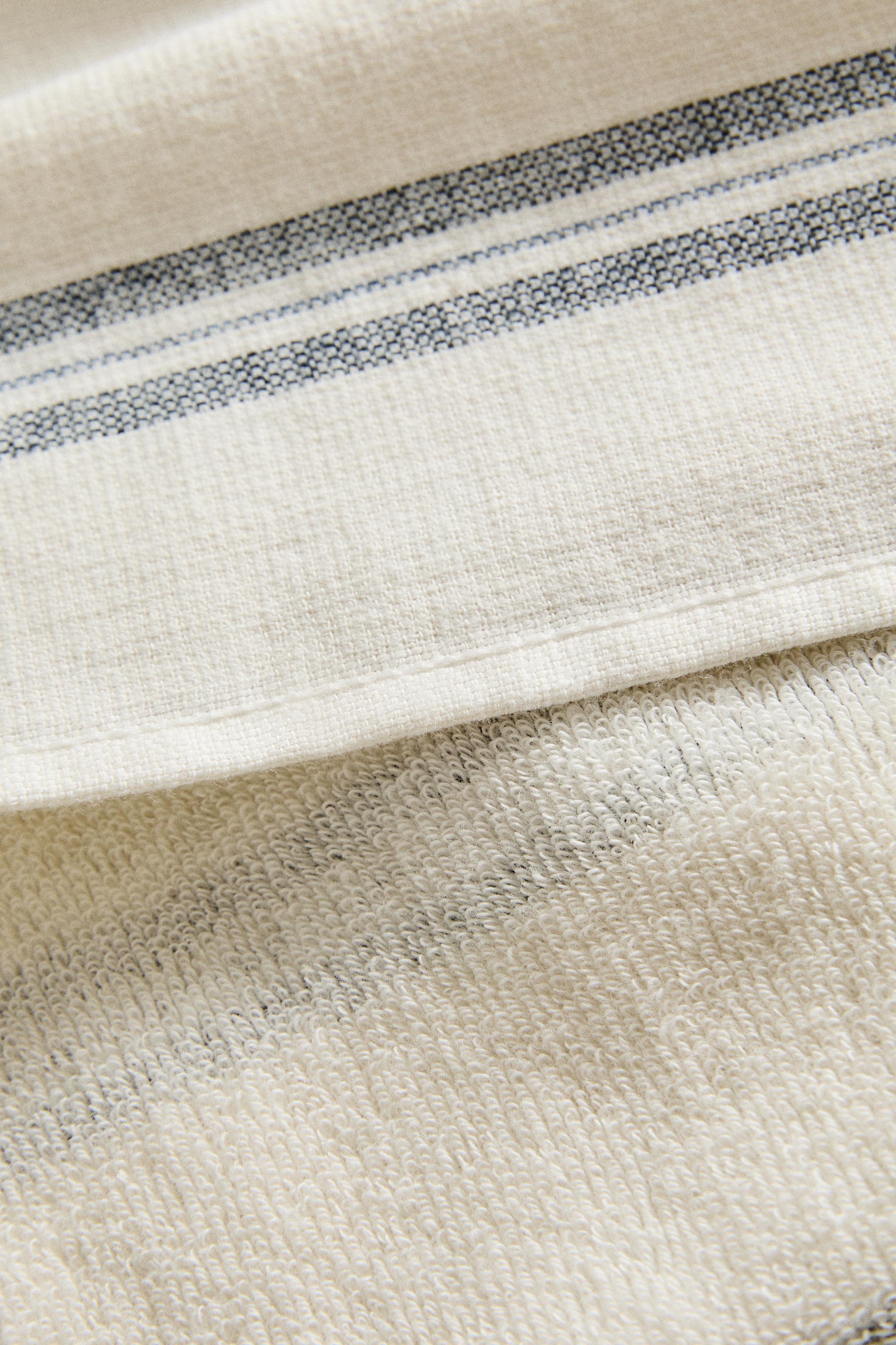 STRIPED PAREO BEACH TOWEL