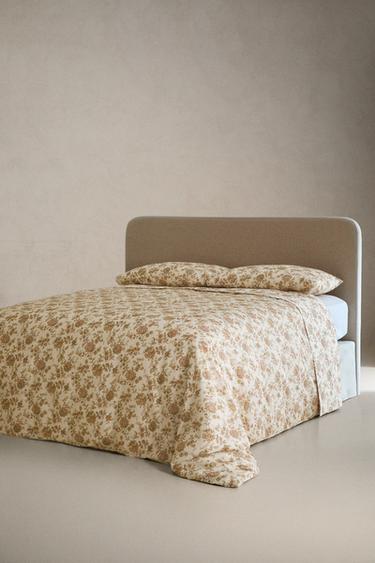 DRAP DE DESSUS SATIN FLEURS - Beige de Zara - Image 1
