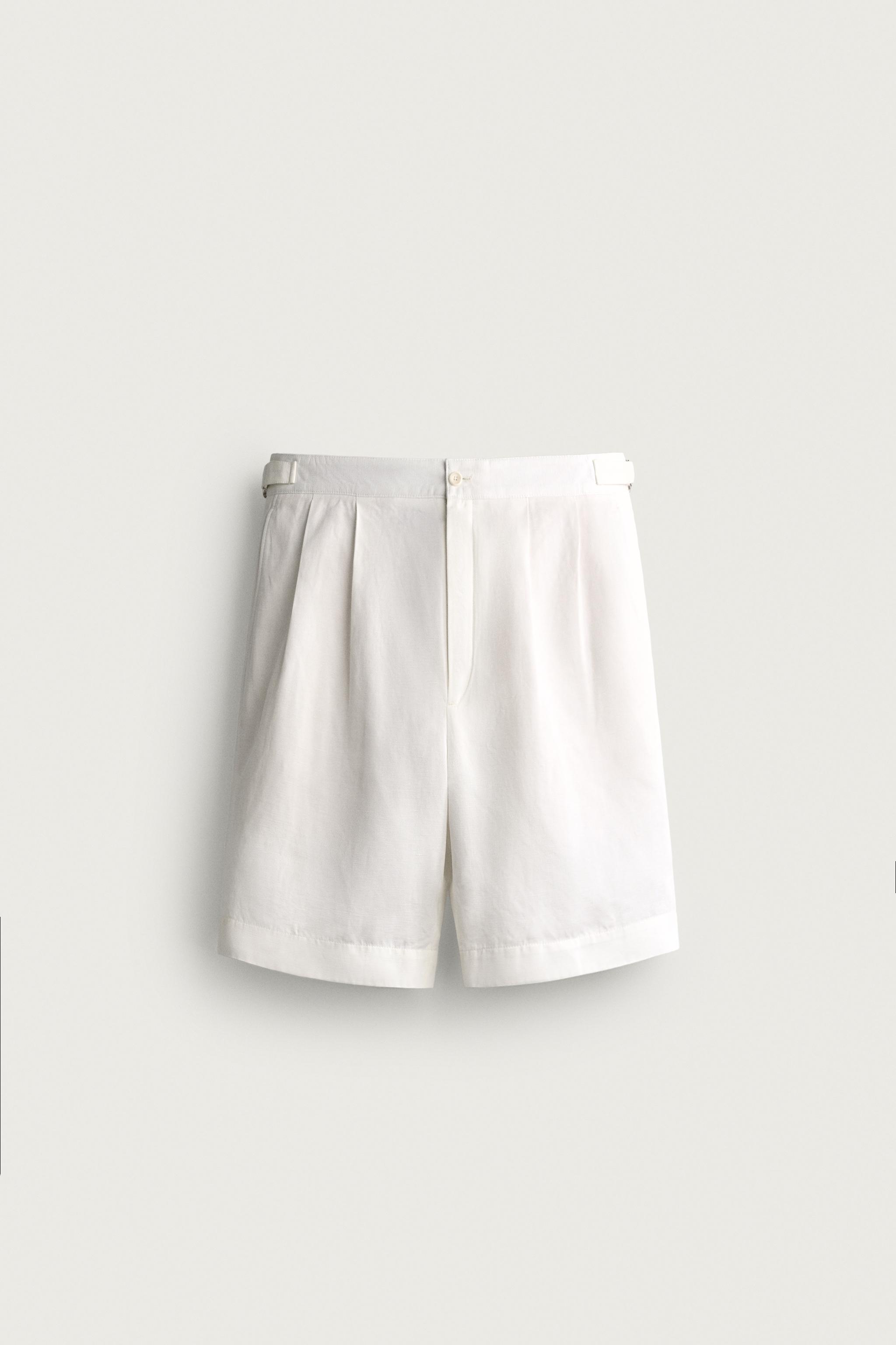 REGULAR FIT TAB SHORTS