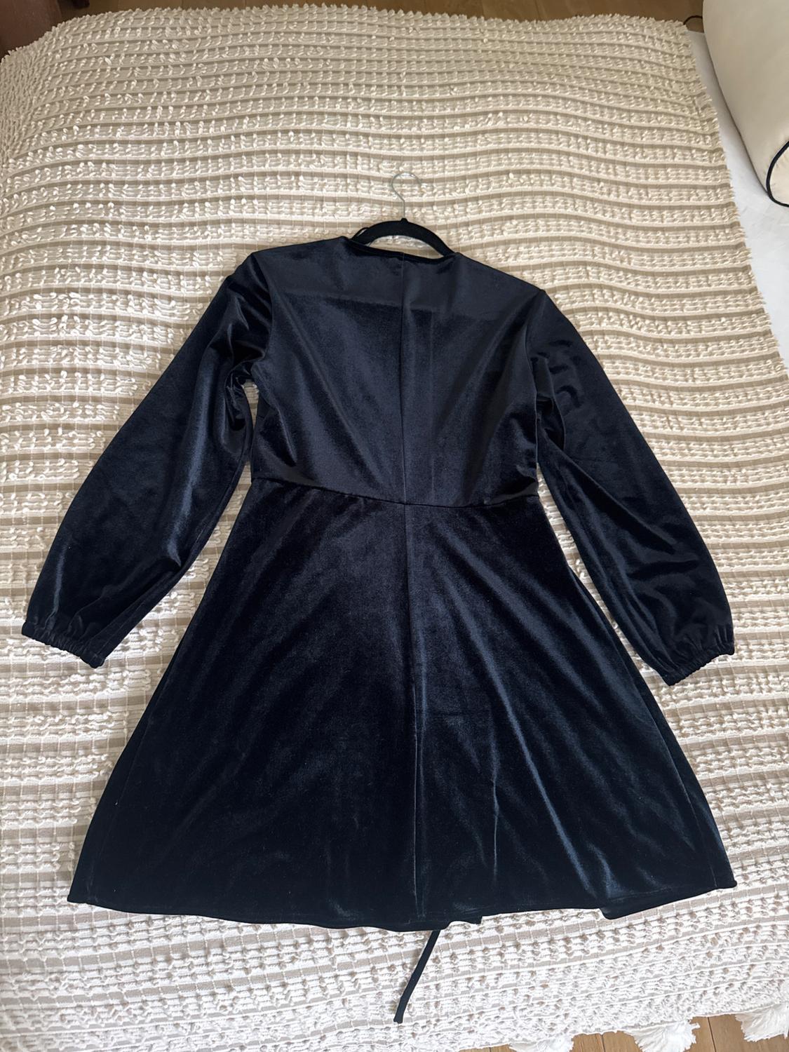 MINI WRAP DRESS - Image 2