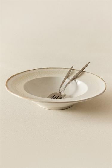 ASSIETTE À PÂTES EN GRÈS - Écru de Zara - Image 5