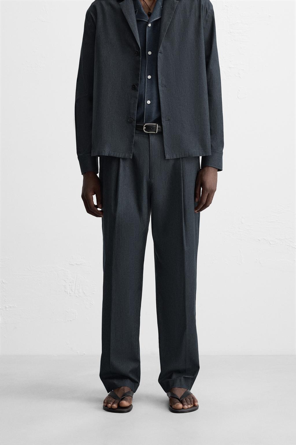 REGULAR FIT PLEATED TROUSERS