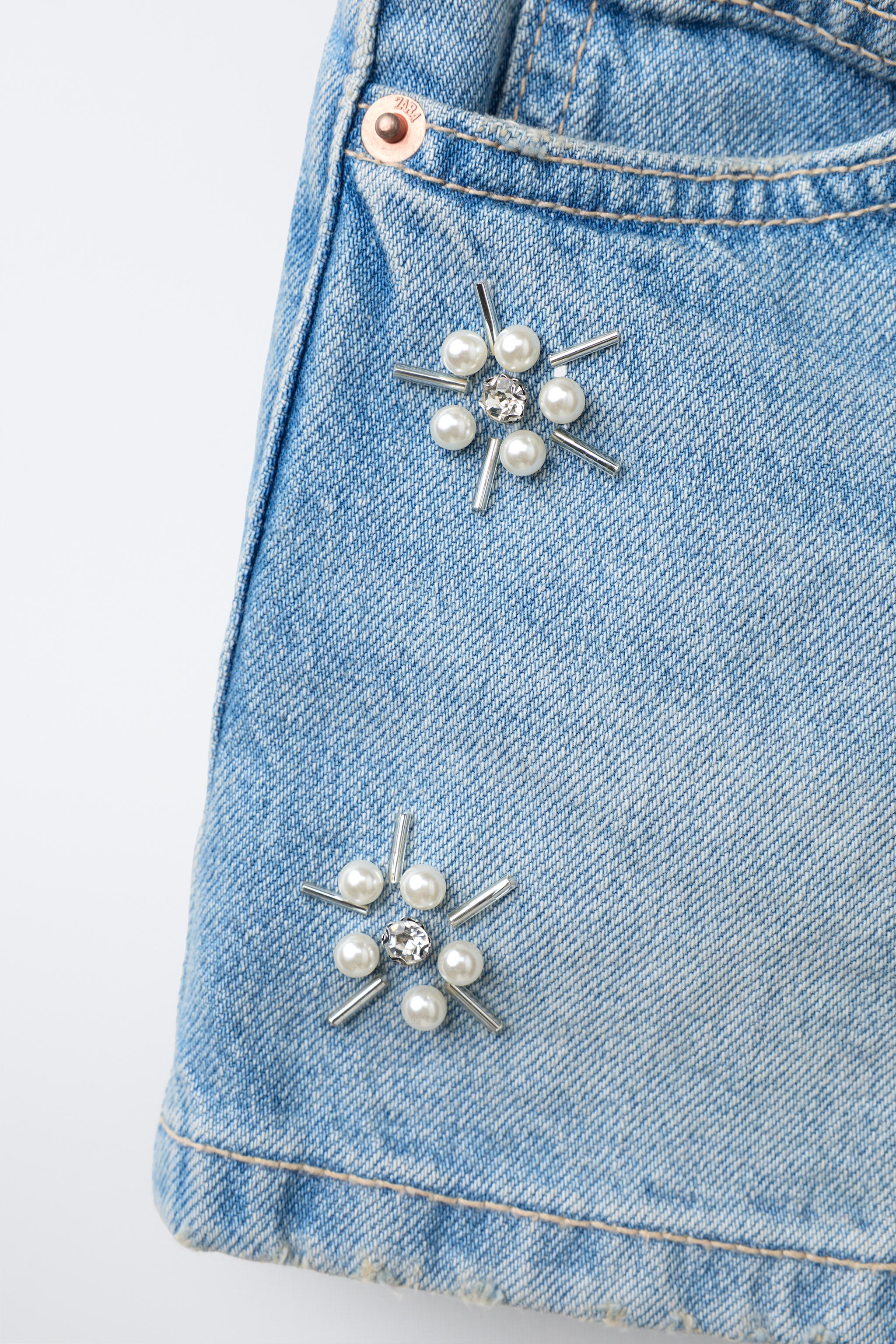 SHORT EN JEAN AVEC PERLES