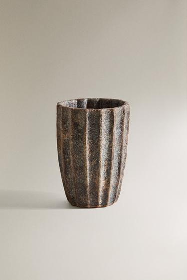 RAISED TERRACOTTA TOOTHBRUSH HOLDER - Brown by Zara
