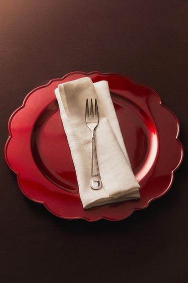 CHRISTMAS SOLID-COLOR WAVY SERVICE PLATE — Red 1
