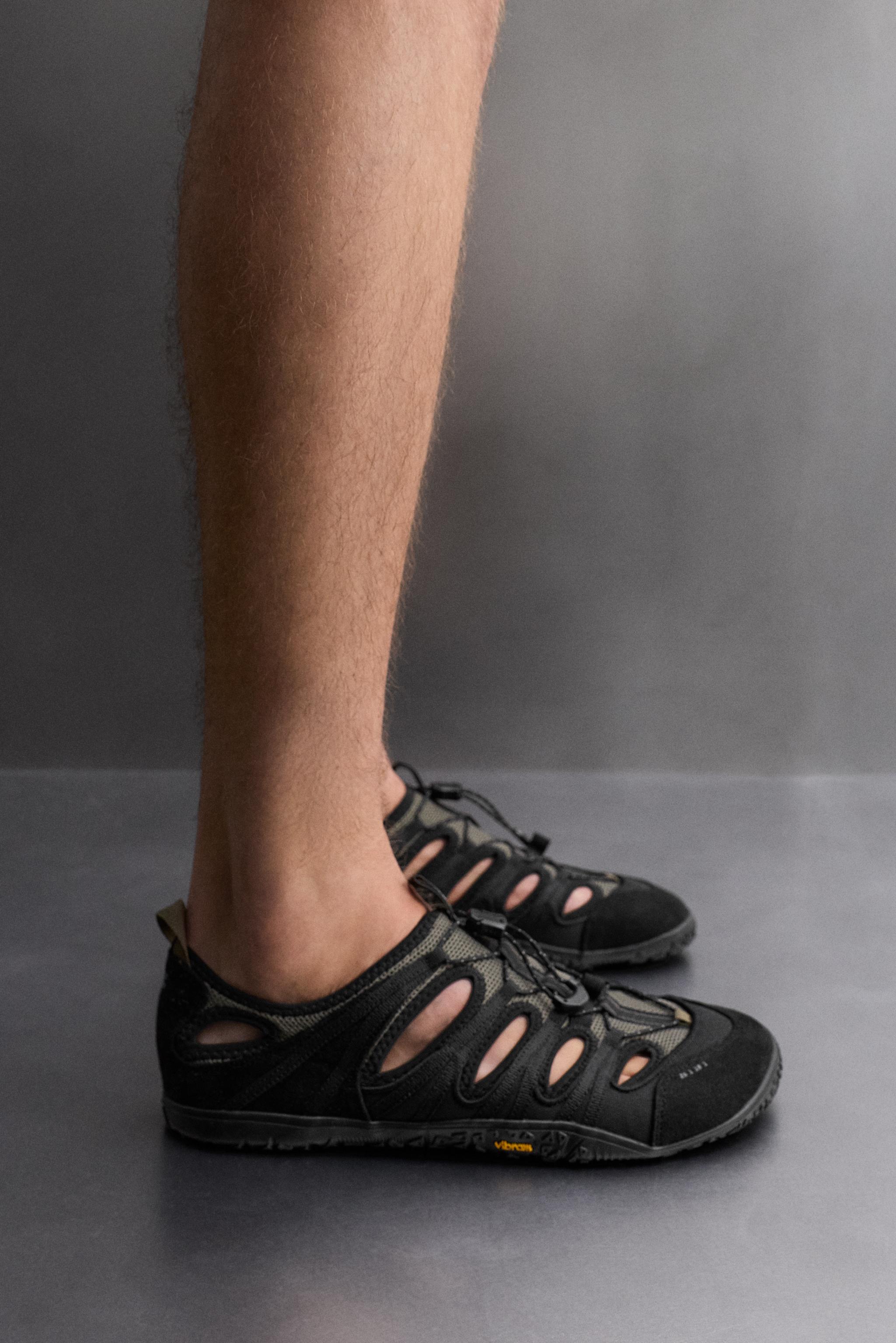 VIBRAM® TECHNICAL SANDALS - Black | ZARA United States