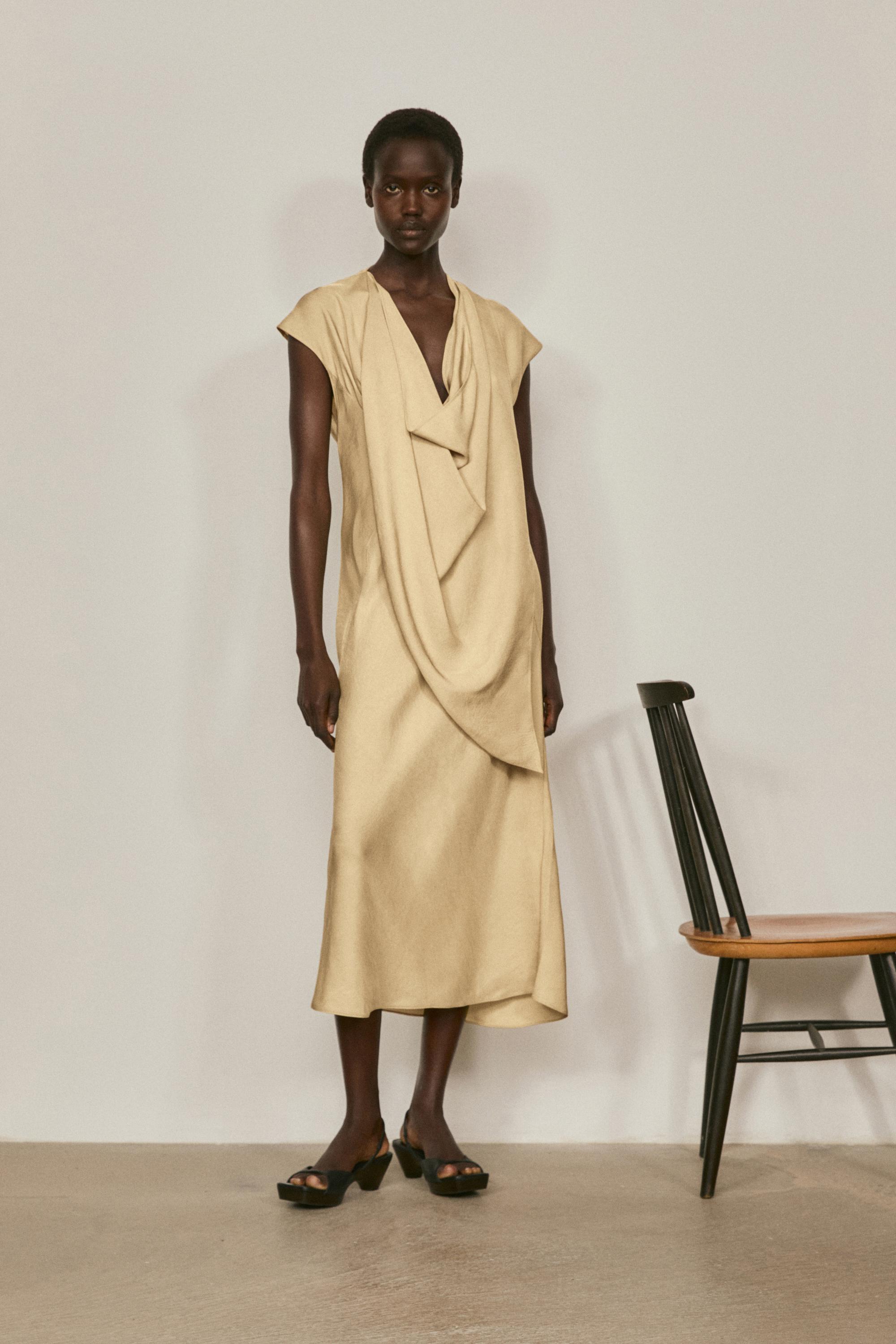 Zara LIMITED EDITION EMBROIDERED CROSS-STITCH KNIT PINAFORE DRESS