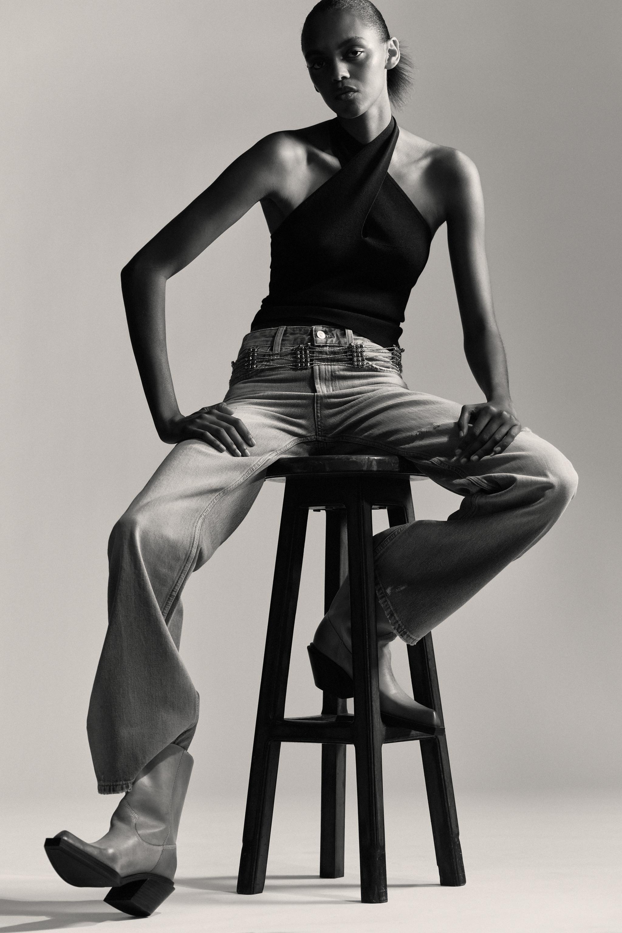 フライズlayeredホルタートップス BLACK テクスチャーレース ホルターネックトップス - ブラック | ZARA