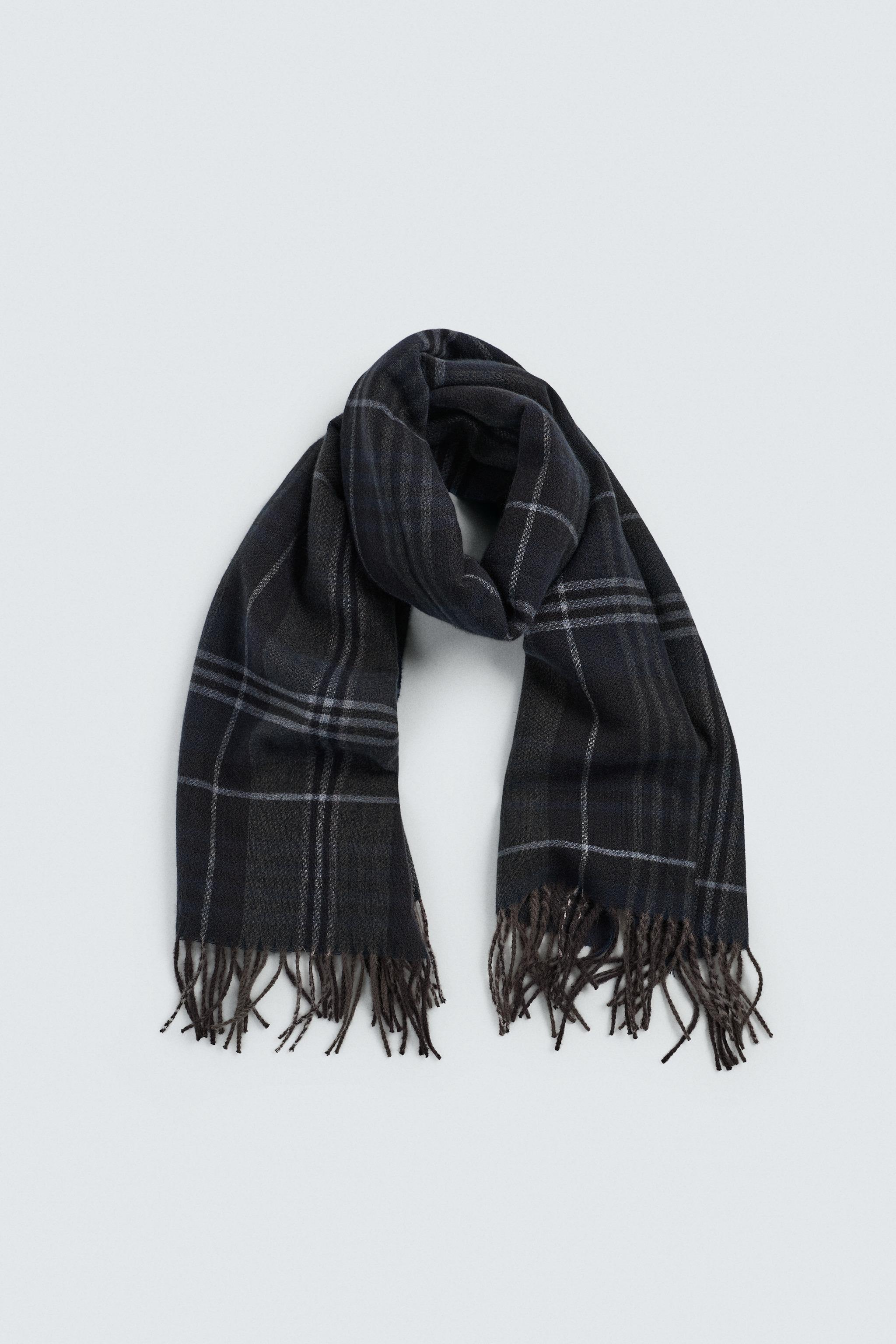 PLAID FRINGED SCARF