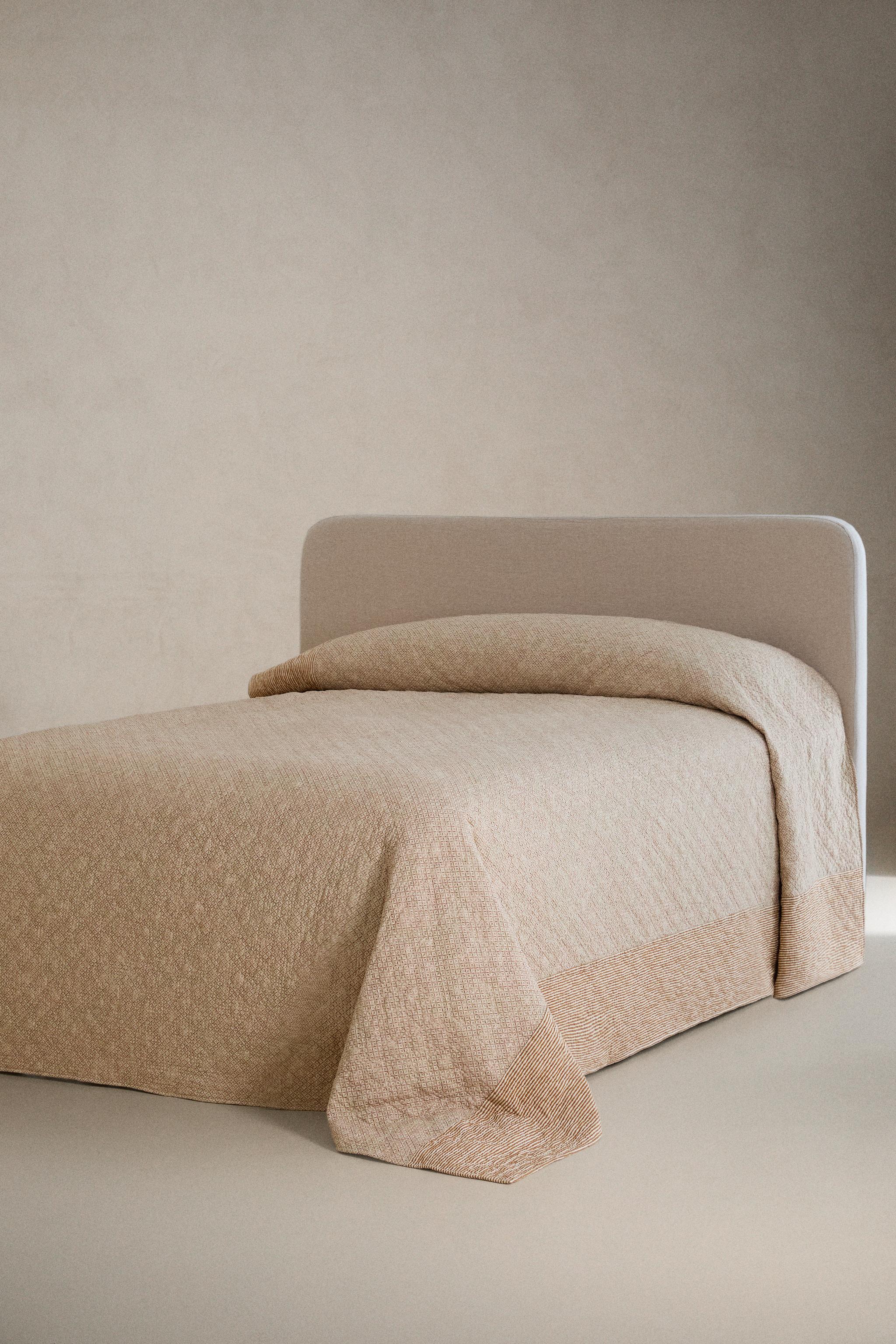 MIXED-PRINT QUILT | KATHARINE POLE — Light beige