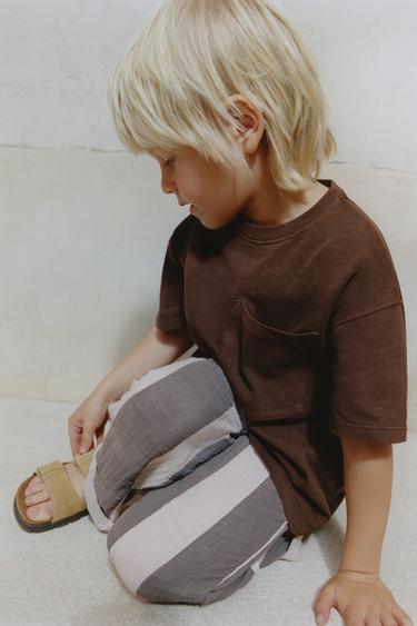 T-SHIRT TEINT EN PIÈCE À POCHE - Marron de Zara