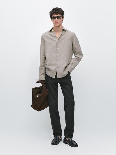 Chemise à carreaux 100 % lin - Marron de Zara