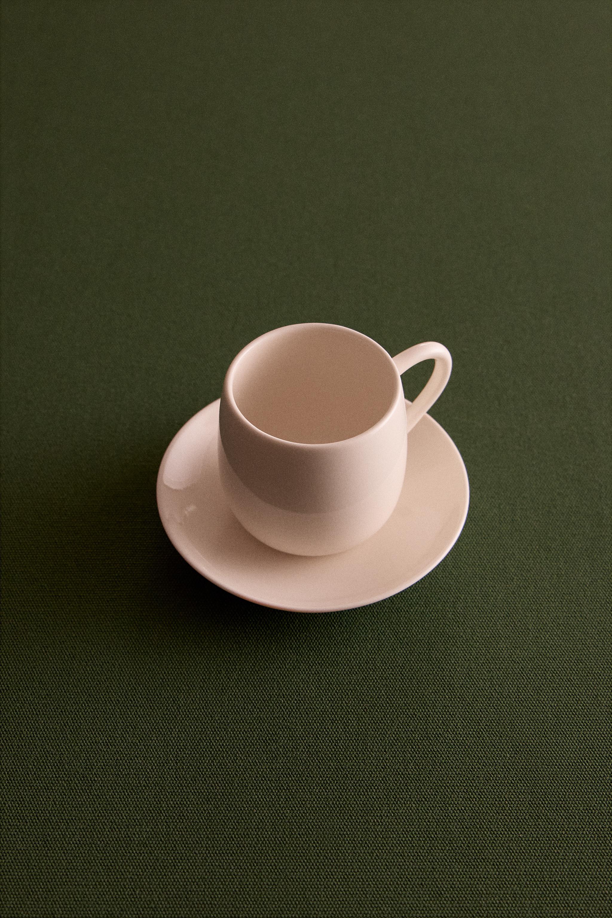 PLAIN STONEWARE COFFEE CUP