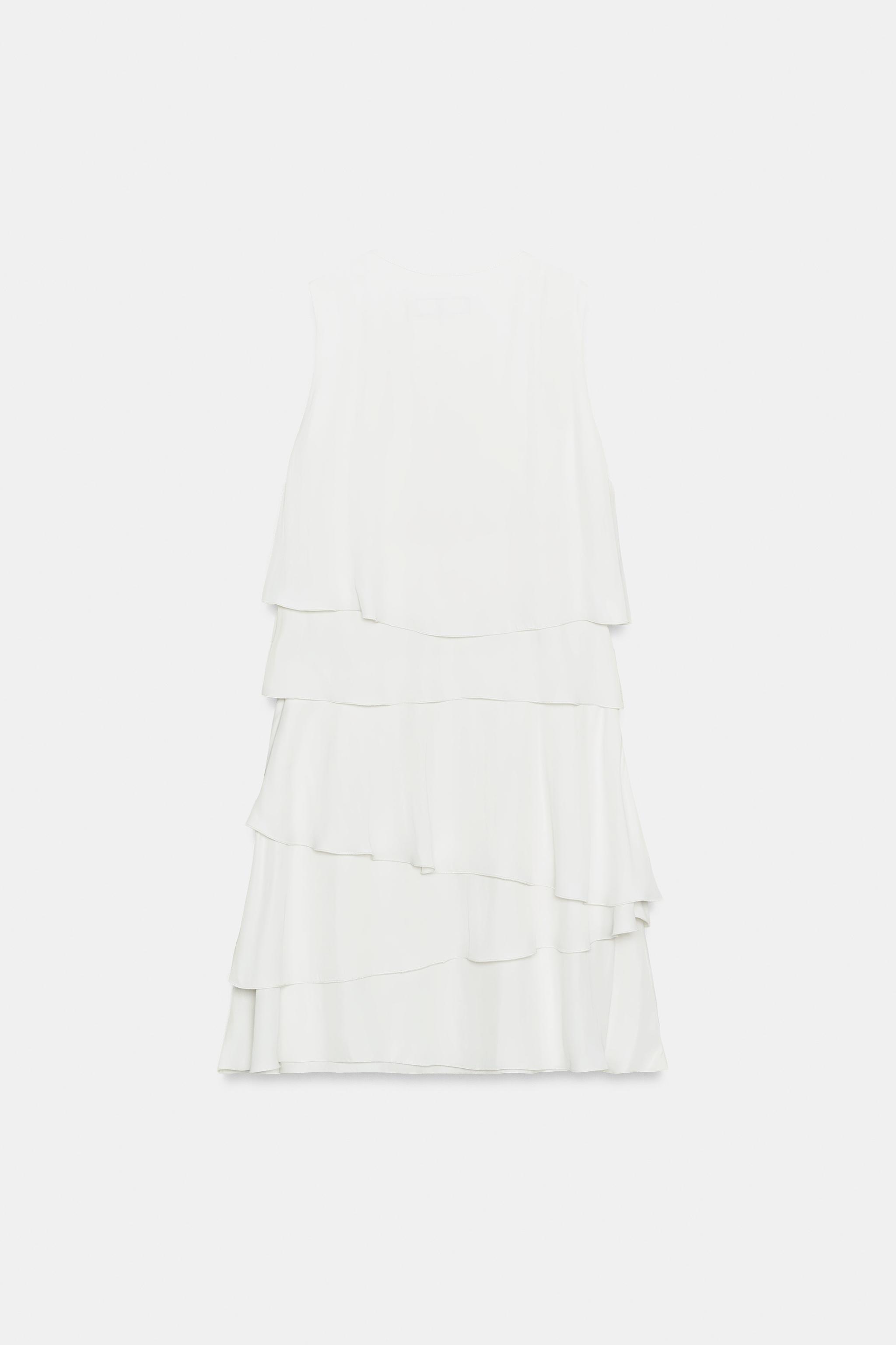 ROBE COURTE À VOLANTS