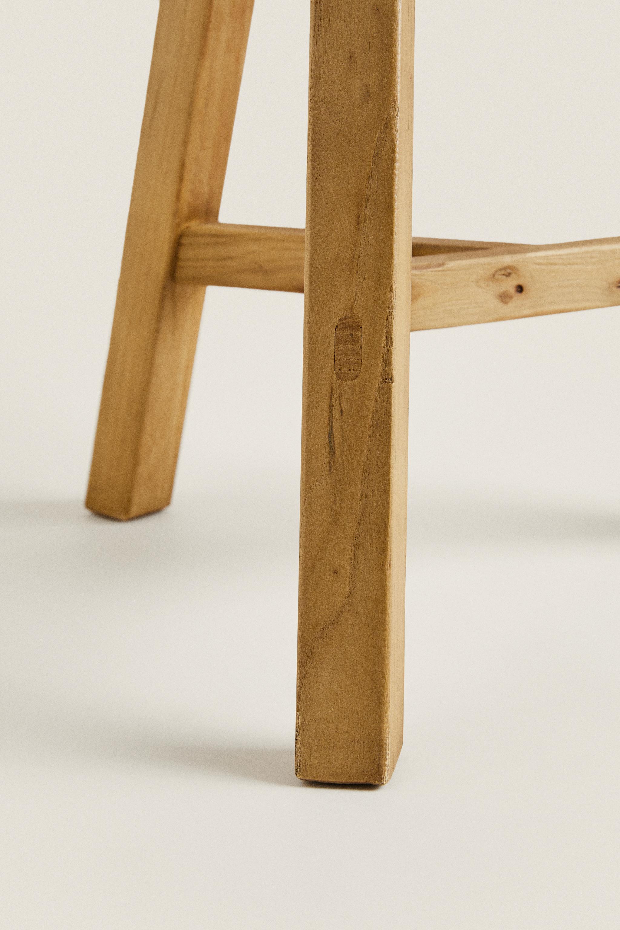 TABOURET EN BOIS D'ORME