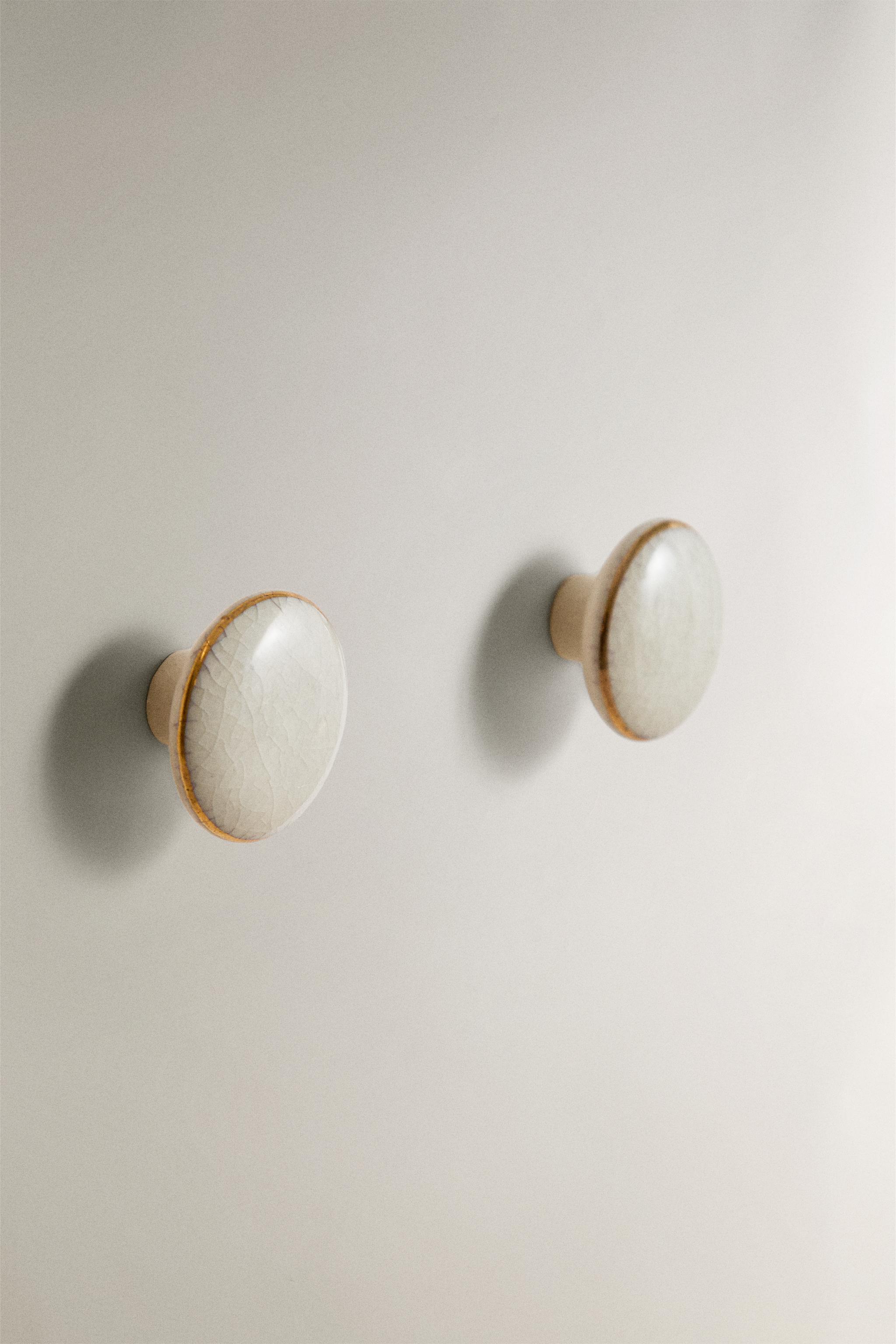 SET OF ROUND CERAMIC KNOBS (SET OF 2)