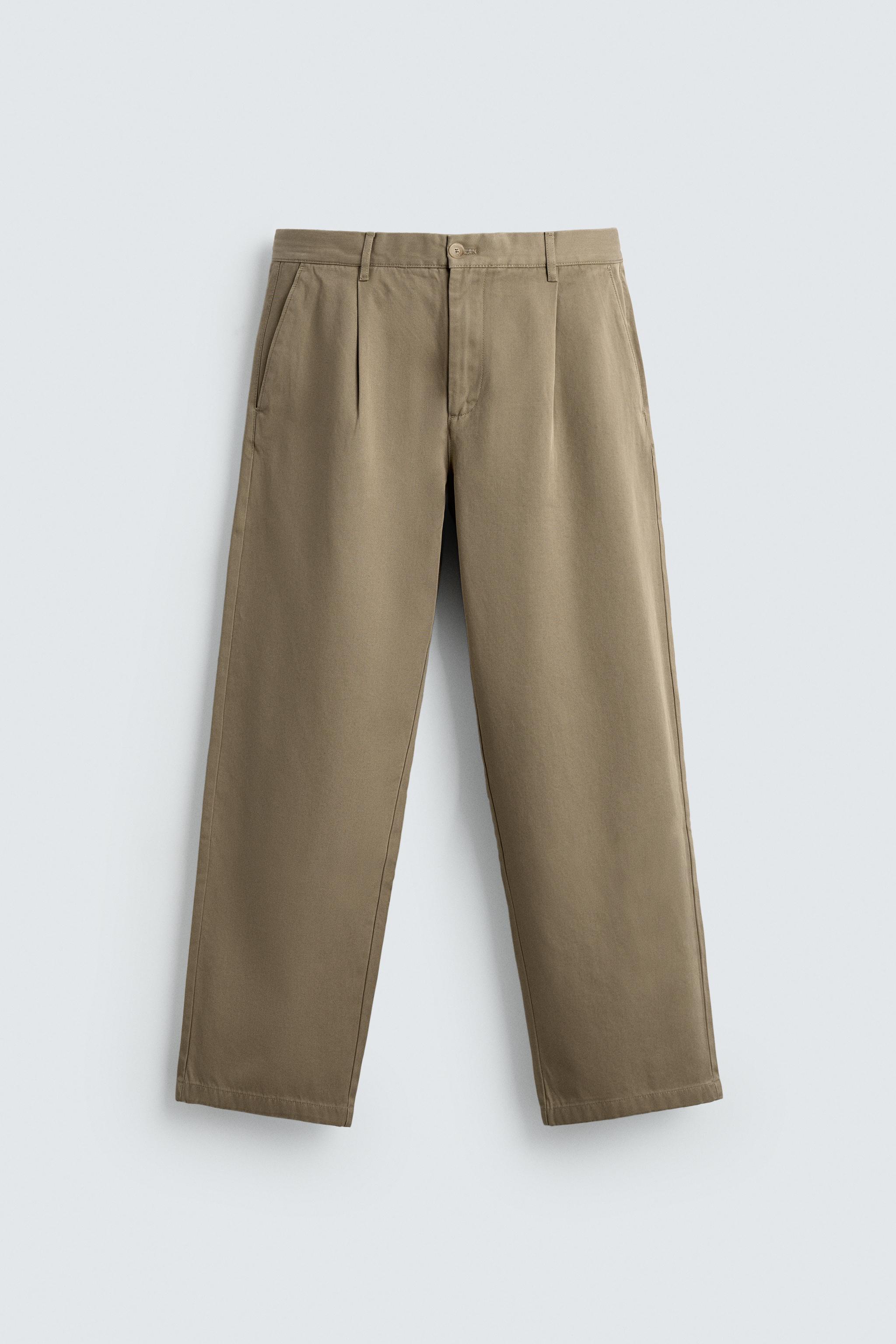 PANTALON CHINO COUPE DÉCONTRACTÉE À PLIS