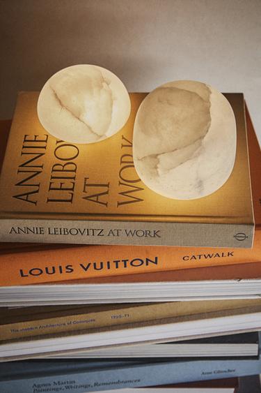 LÁMPARA MESA ALABASTRO SEMIOVALADA - Crudo de Zara