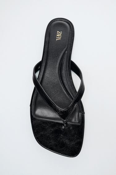 FLAT SANDALS - Black by Zara