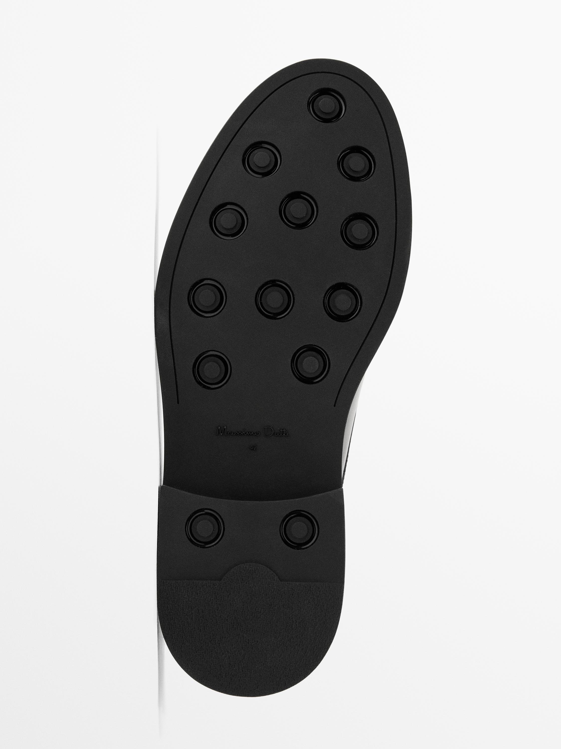 Oxford shoes — Brown
