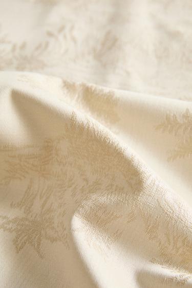 SET OF JACQUARD HORSE PRINT NAPKINS (SET OF 2) - Beige by Zara - Image 3