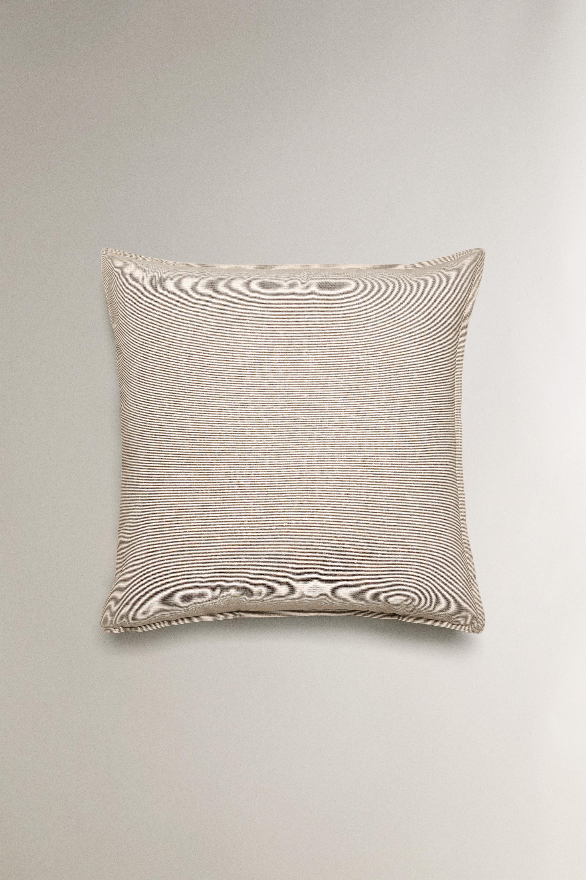 REVERSIBLE STRIPED PILLOWCASE