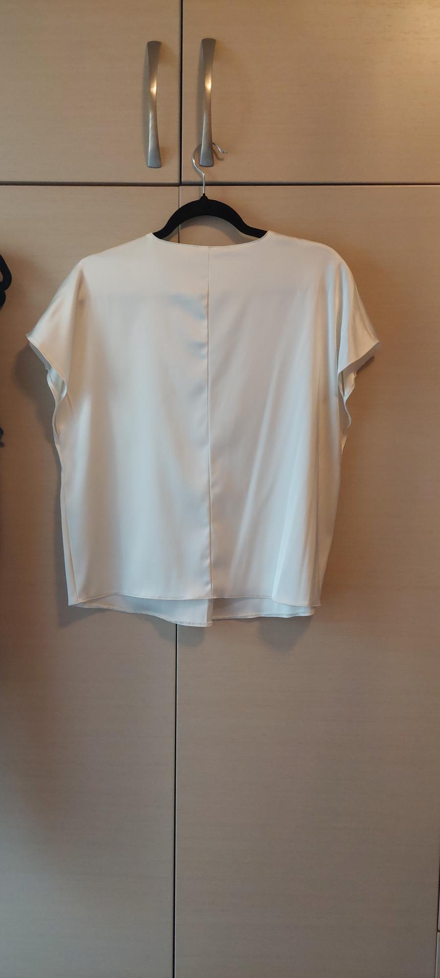 SATIN-EFFECT T-SHIRT - Image 2