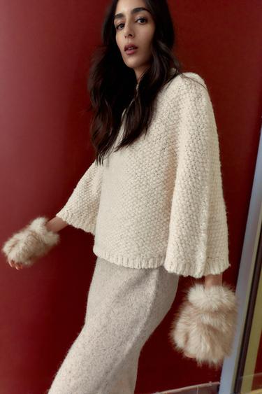 Zara CHUNKY KNIT CAPE JUMPER - Ecru
