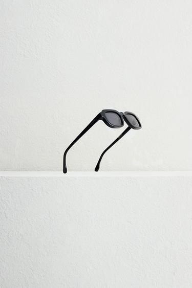Zara RECTANGULAR SUNGLASSES - Black - Image 0