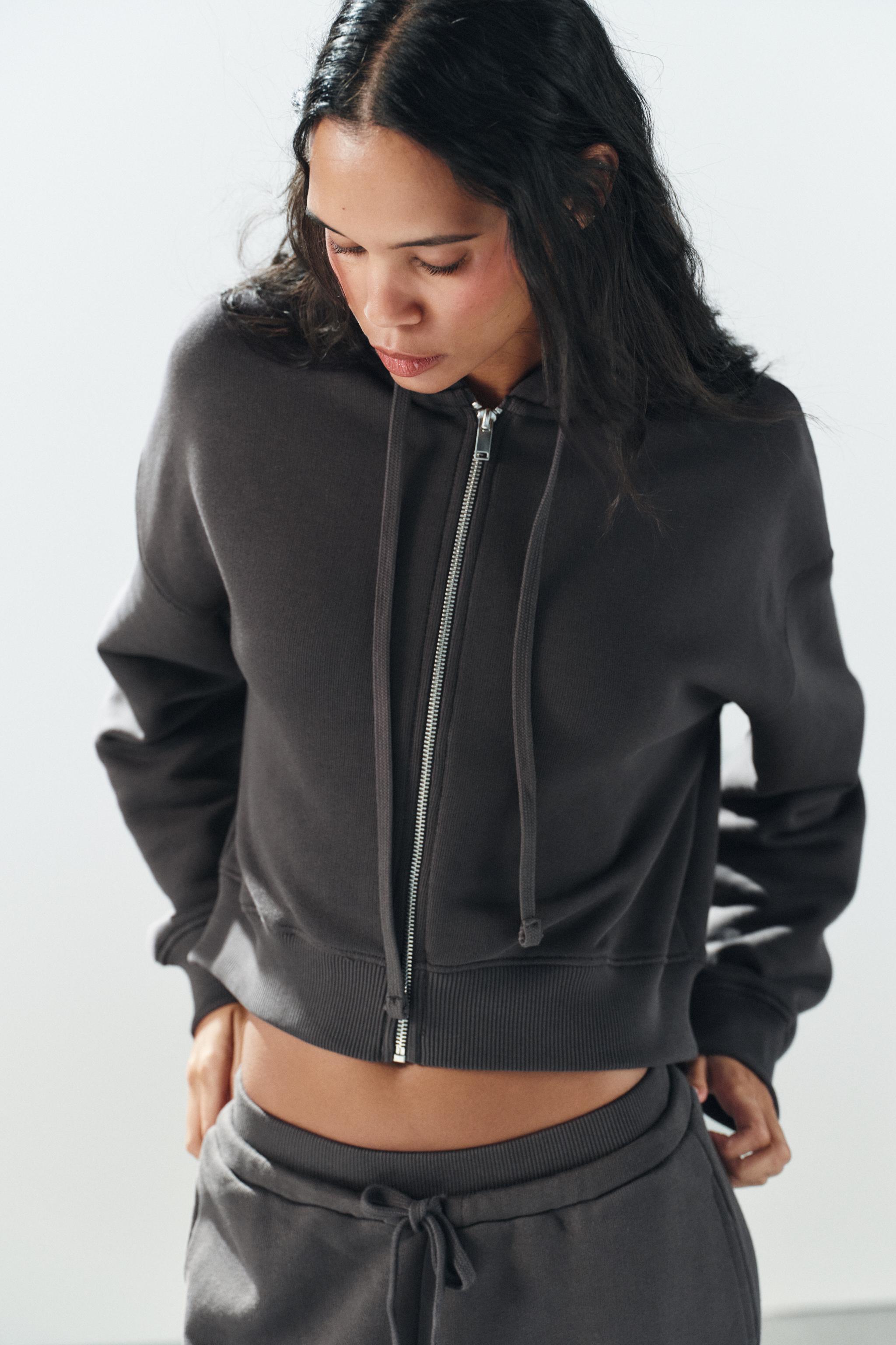 ZIP-UP HOODIE