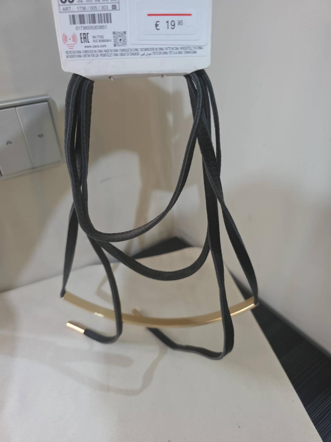 FLAT TUBULAR LEATHER BELT - Image 2
