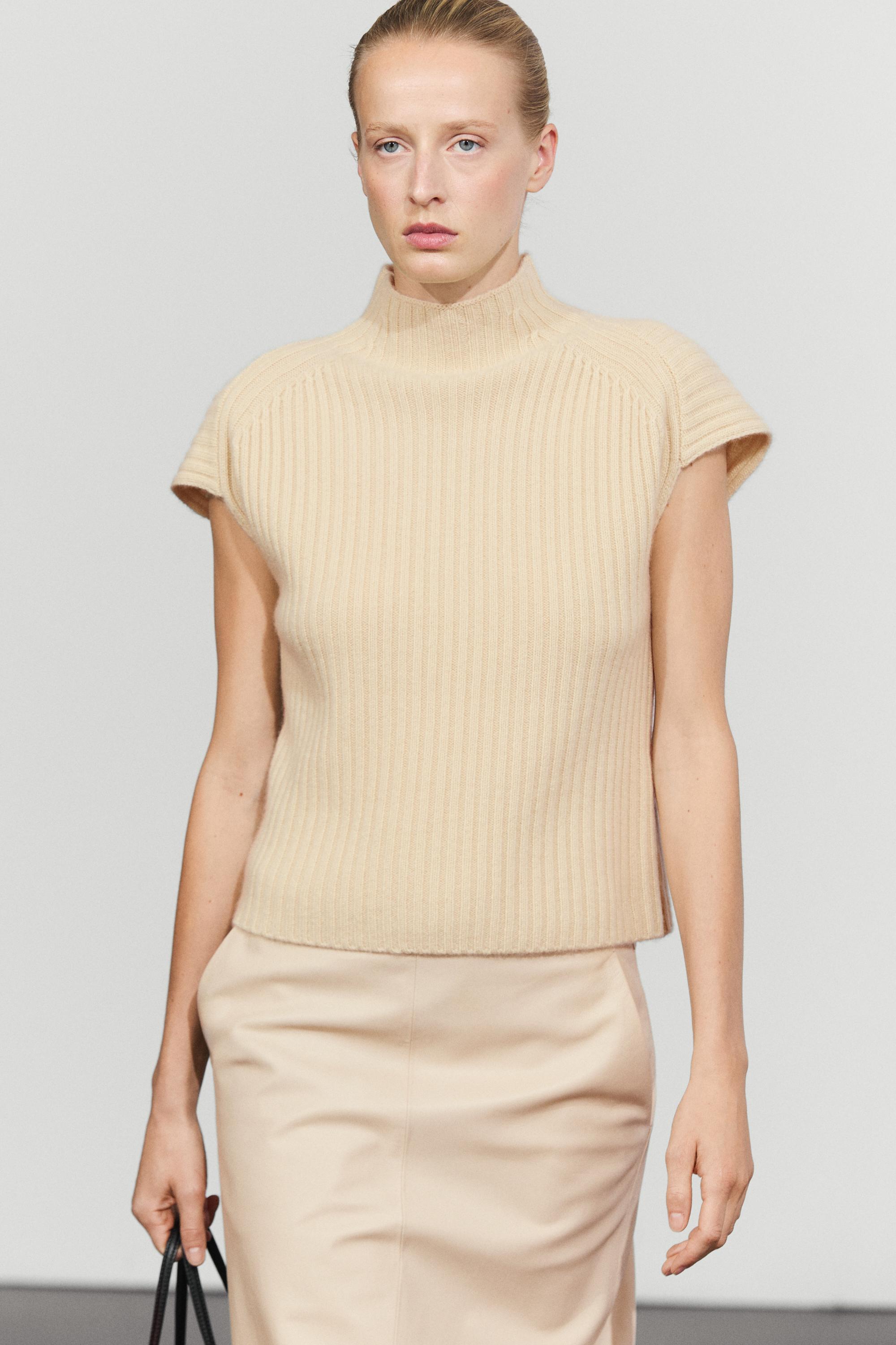 100% cashmere ribbed knit vest