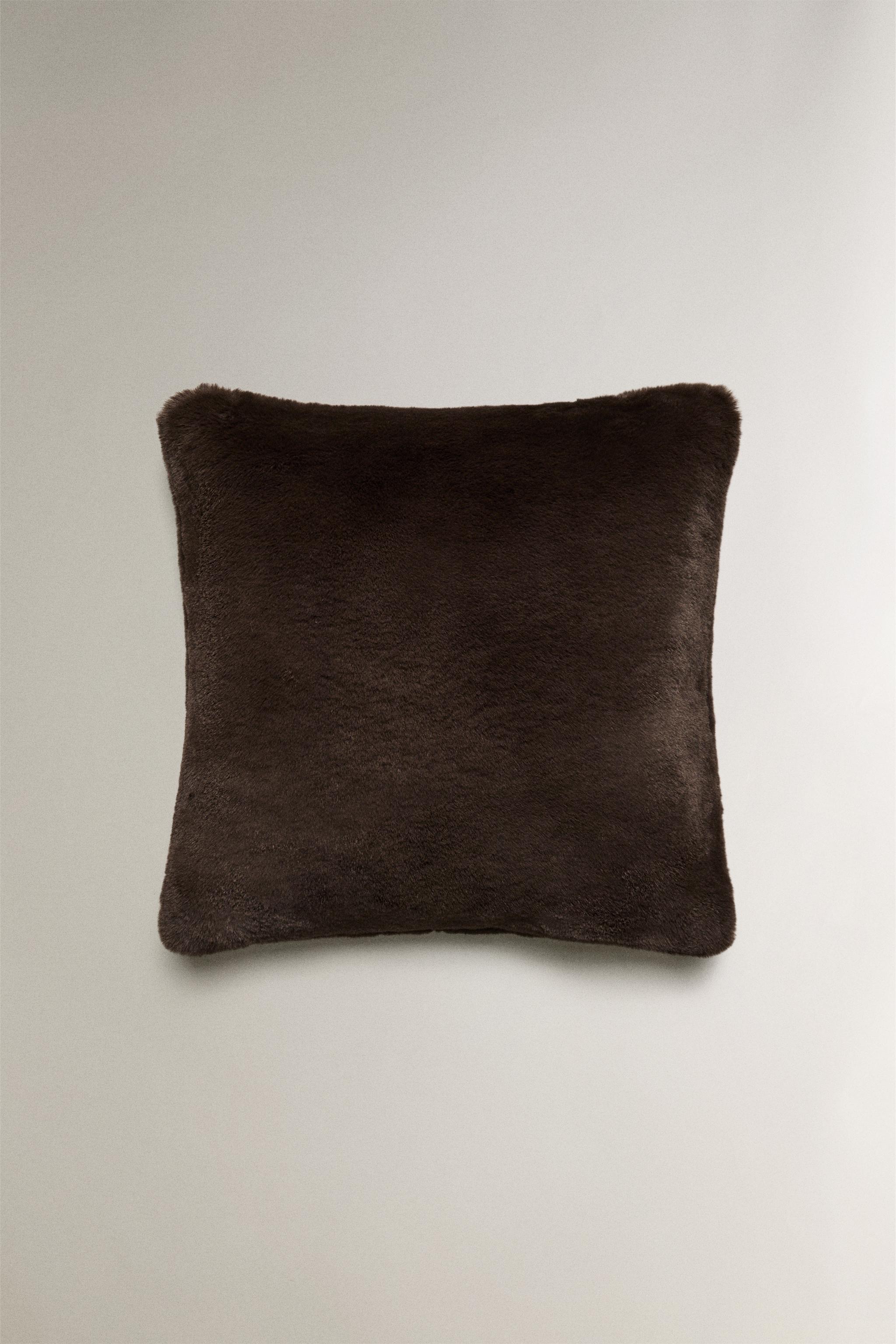 zara フェイクファーボアクッションカバーピローケースブラウンベージュ 新品 ZARA HOME ザラホーム フェイクファー クッションカバー