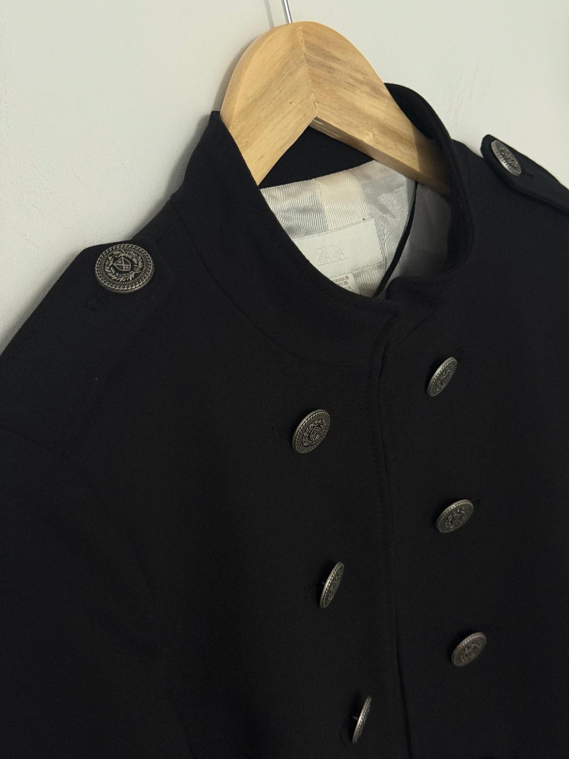 FITTED JACKET WITH BUTTONS AND SHOULDER PADS - Image 5