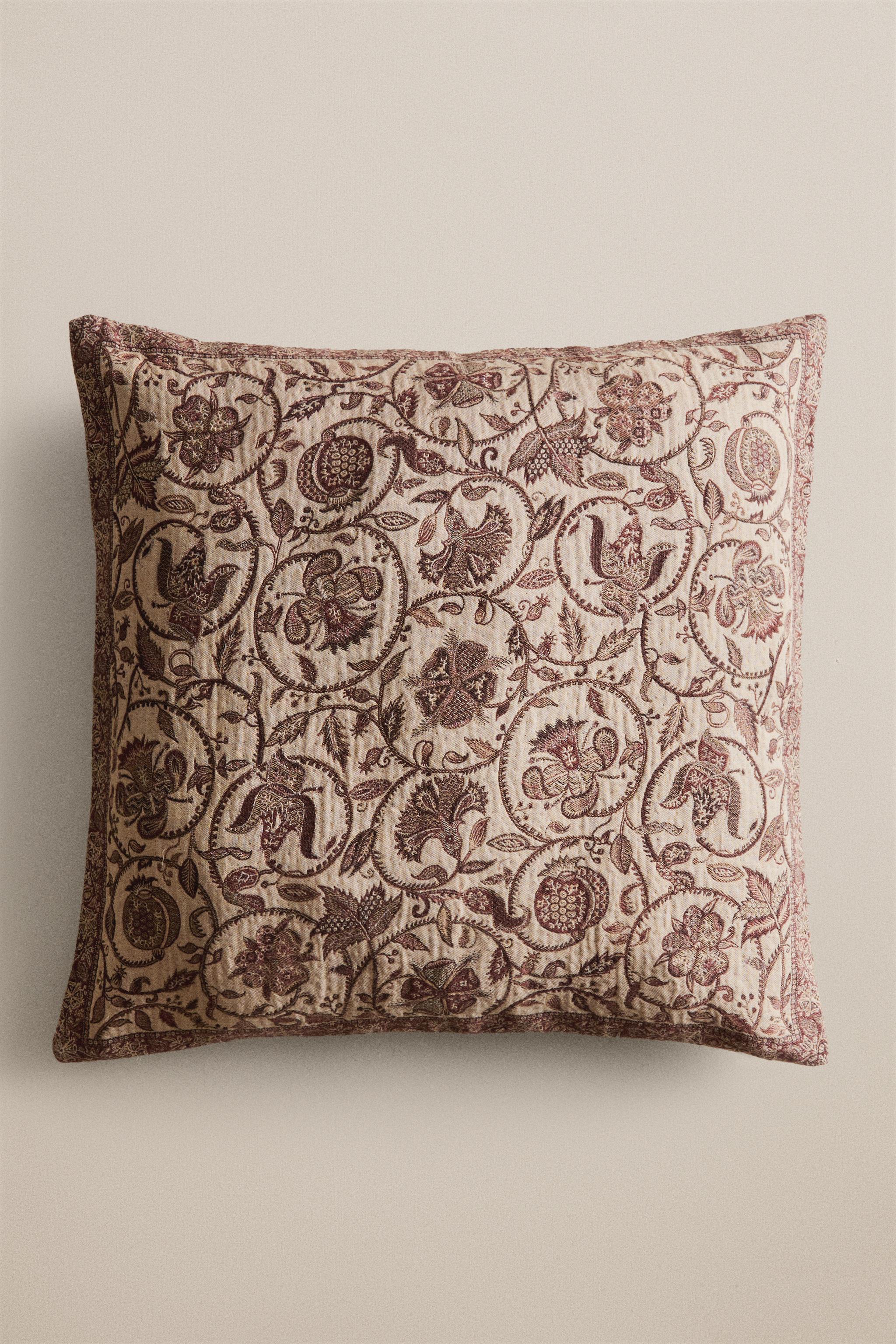 JACQUARD THROW PILLOW COVER